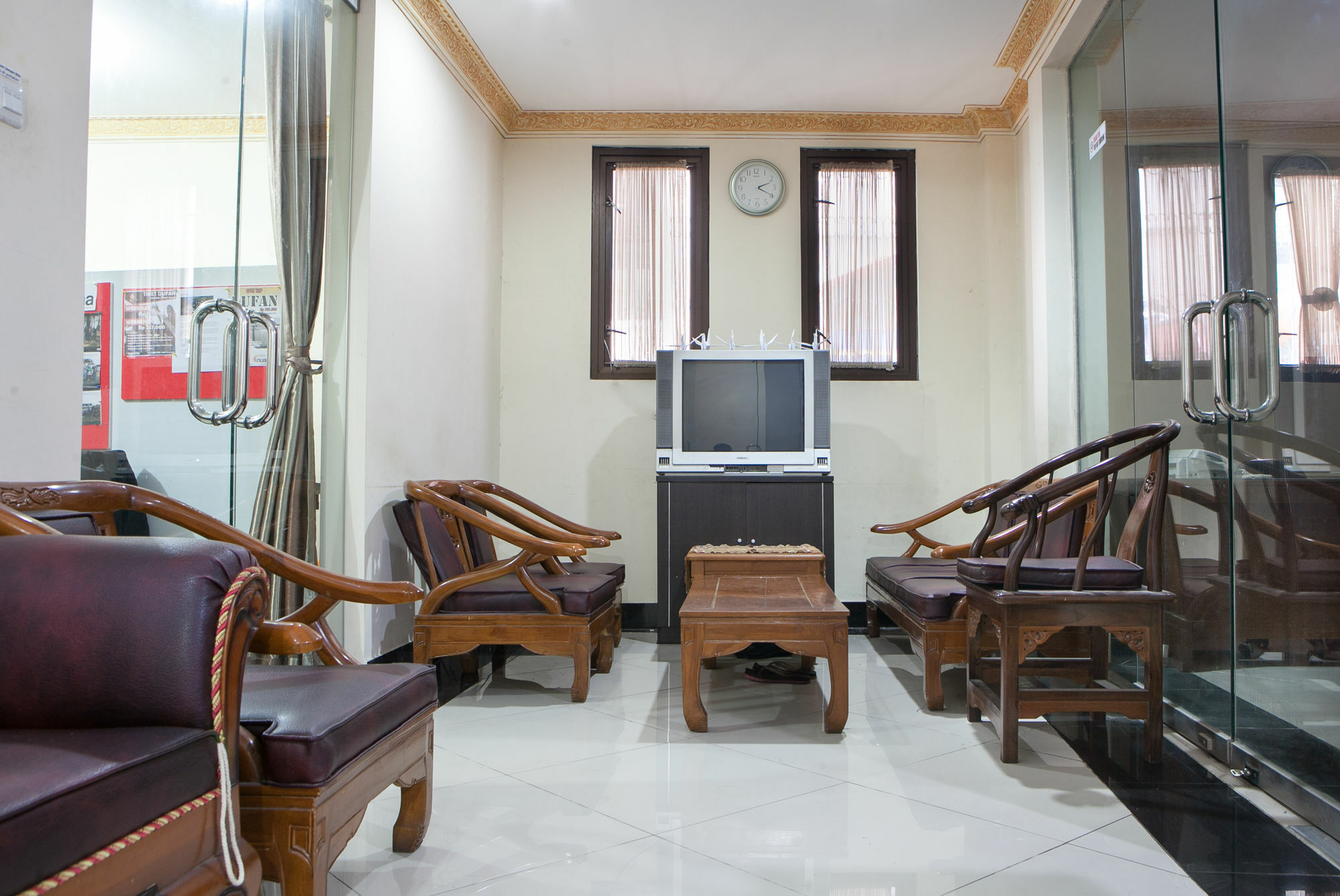 RedDoorz Plus near Isola UPI Bandung Esterno foto